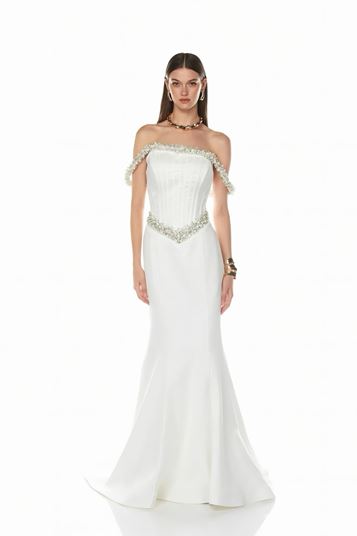 فستان سهرة بتصميم حورية البحر على شكل مشد عظمي